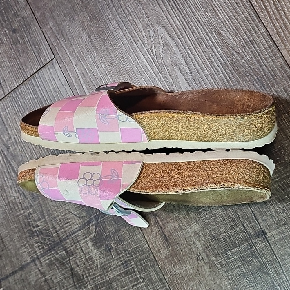 Birkenstock Pink and White Checkered Sandals - Picture 8 of 11